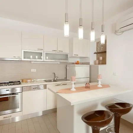 Apartament Regjo